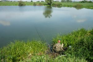 Рыбалка на озере  